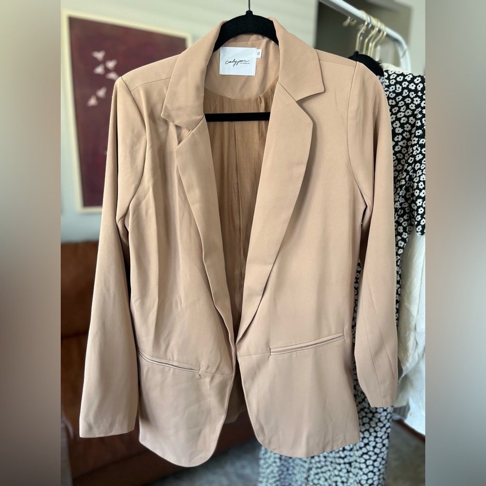 Never Worn! Carly Jean Los Angeles Blush/Tan Blazer